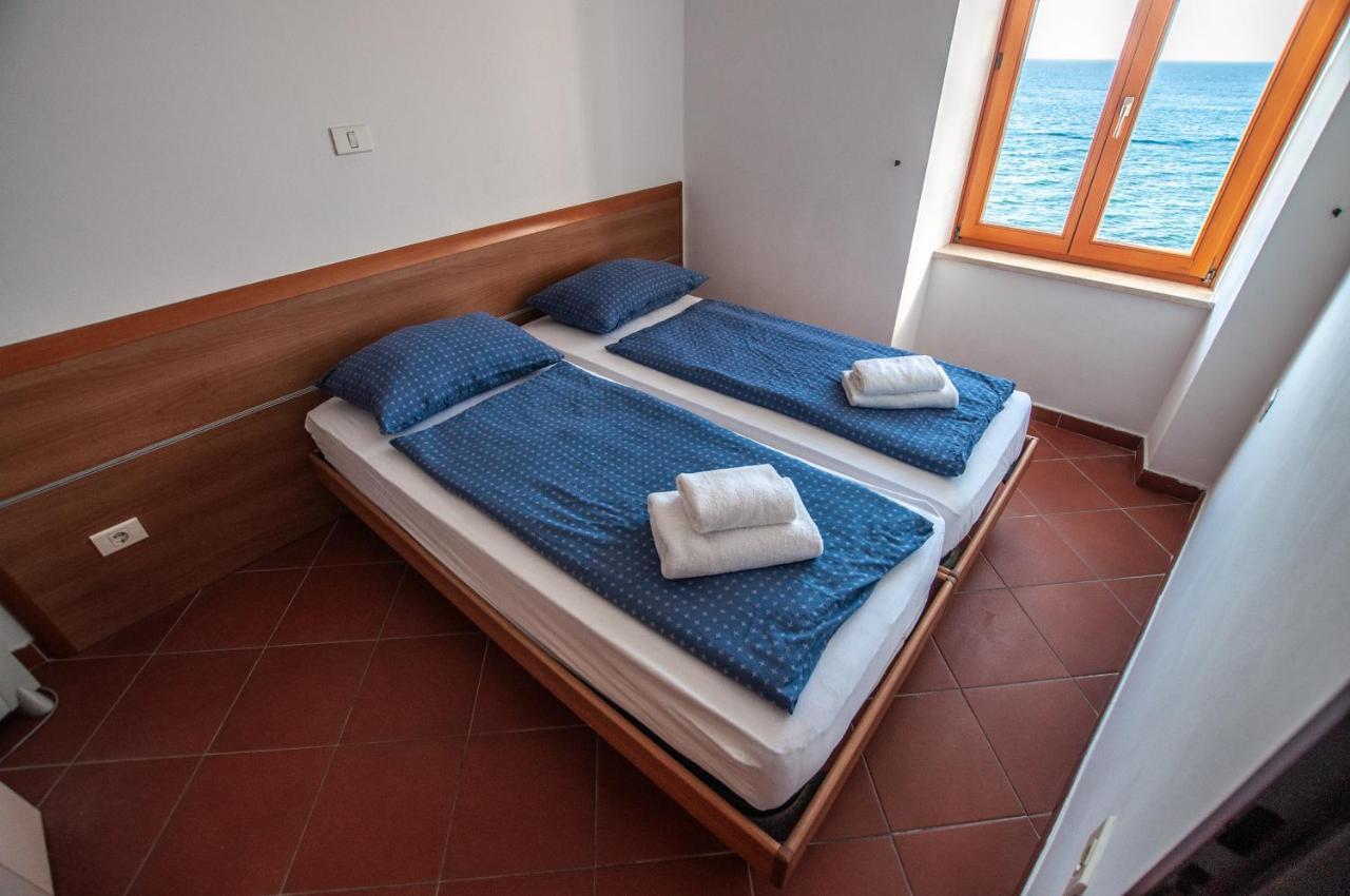Apartments Punta Piran Exterior foto